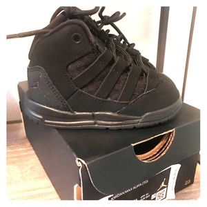 Toddler size 4c Jordan Max Aura